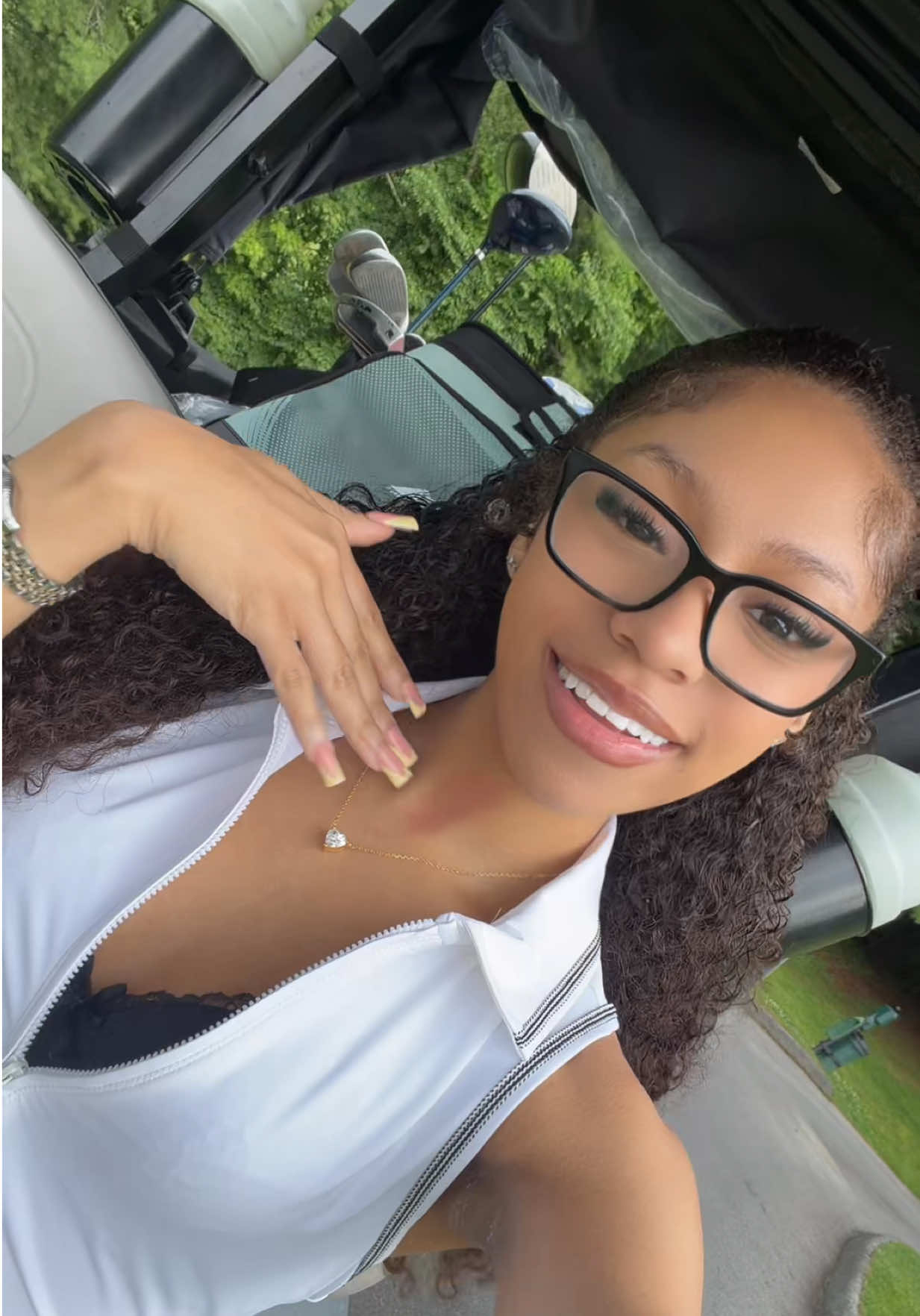 @YonikaaW