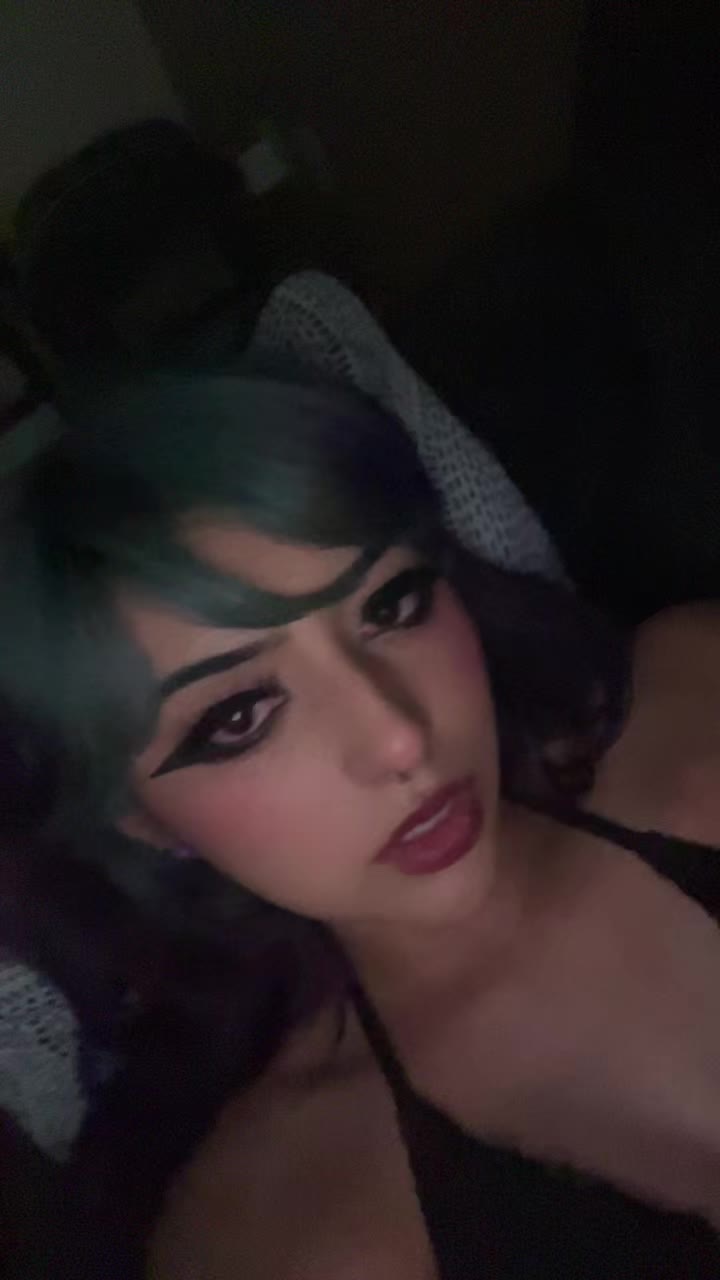 @Sam >.<
