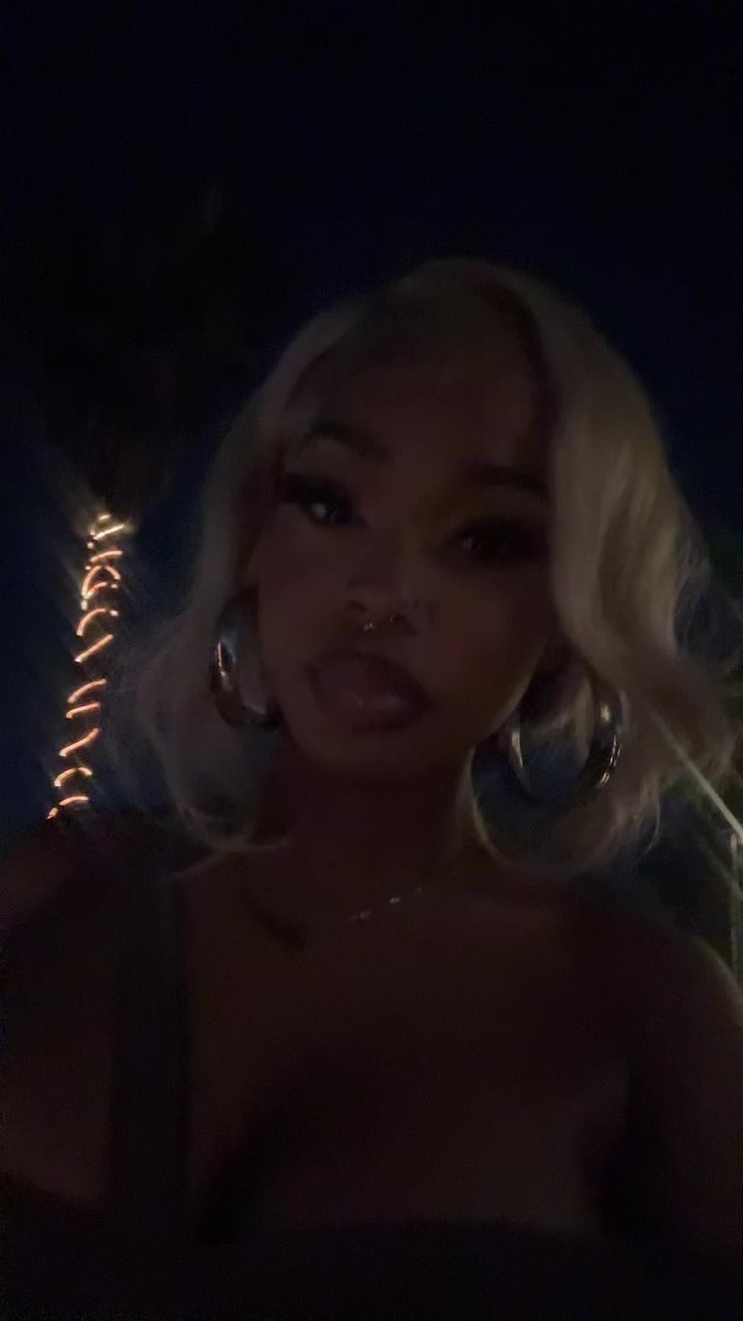 @Sienna Rae❦