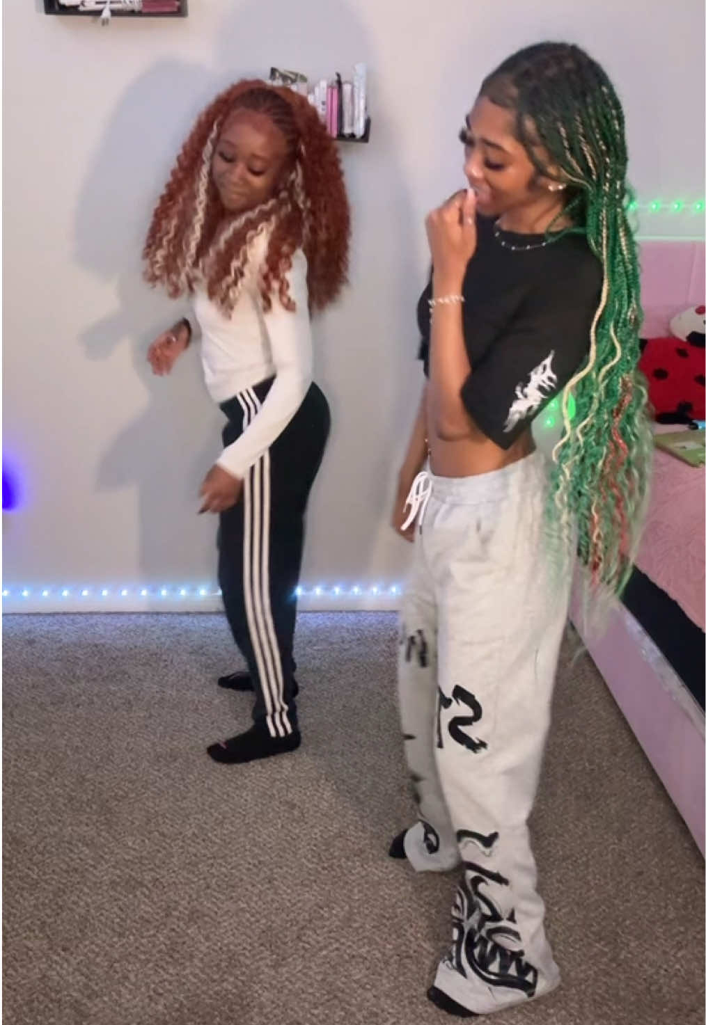 @rockoutlaay