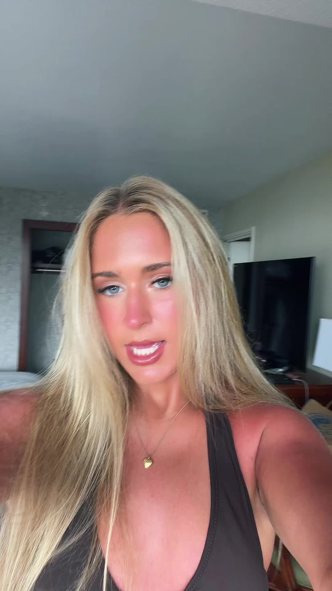 @peyton