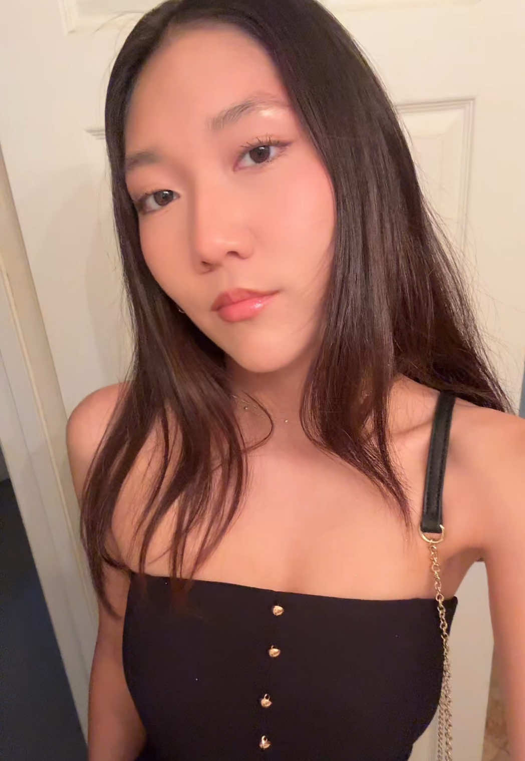 @sneakyling