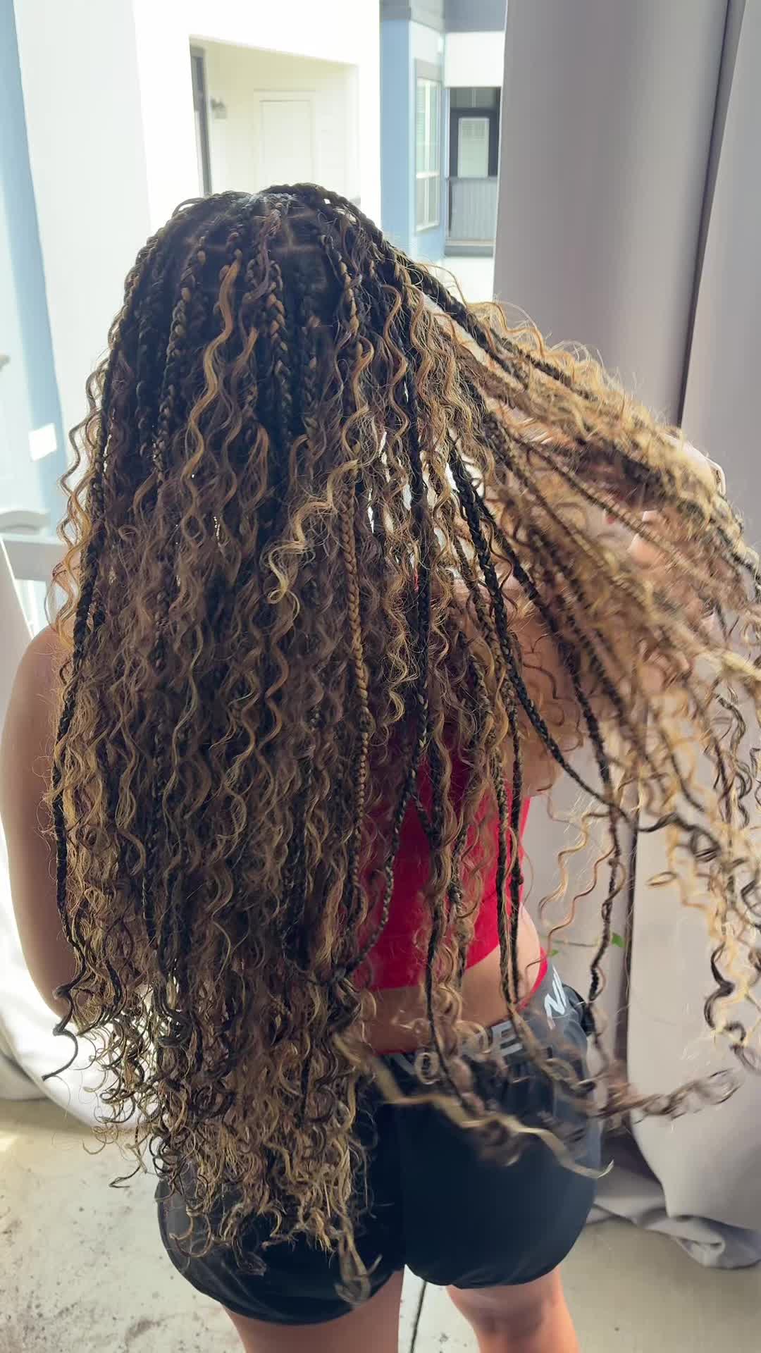 @Houston’s Braider/Lash Tech