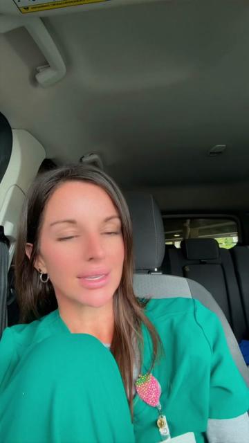 @🐊Ash🌷