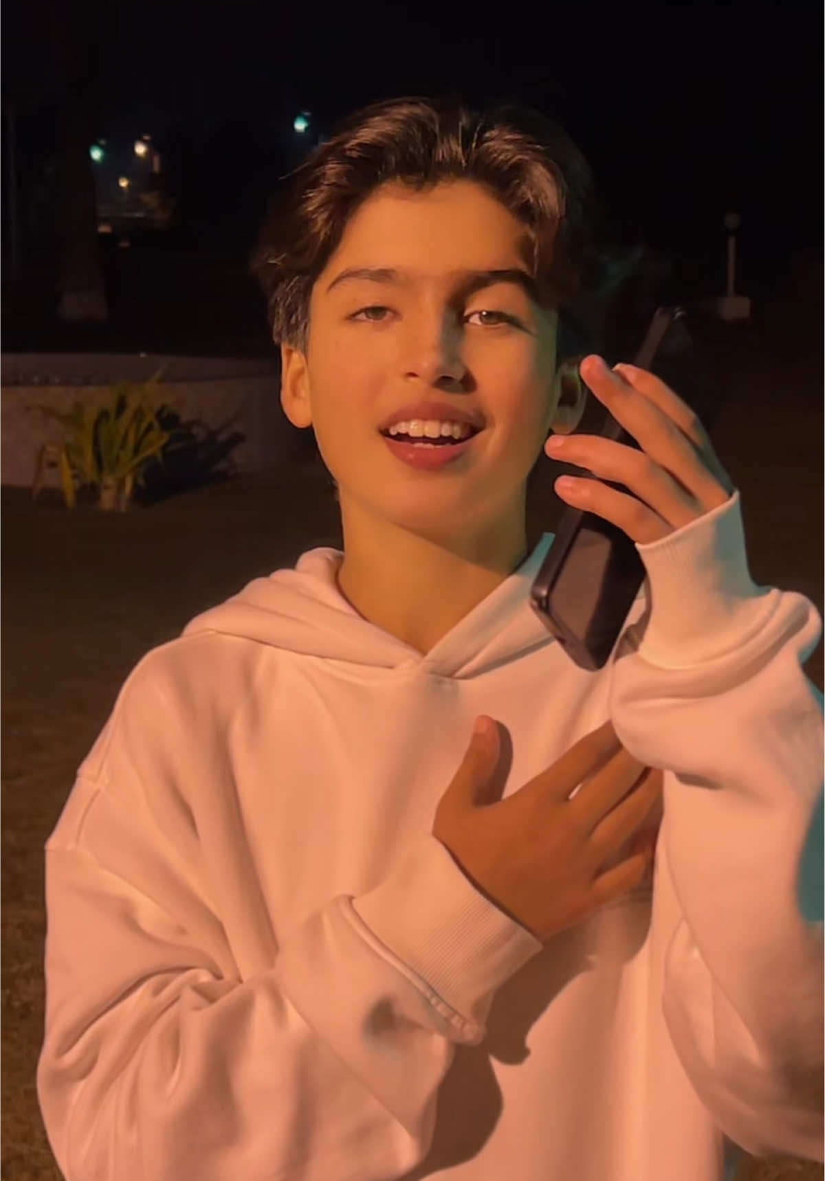 @𝙈𝙖𝙣𝙞🦇