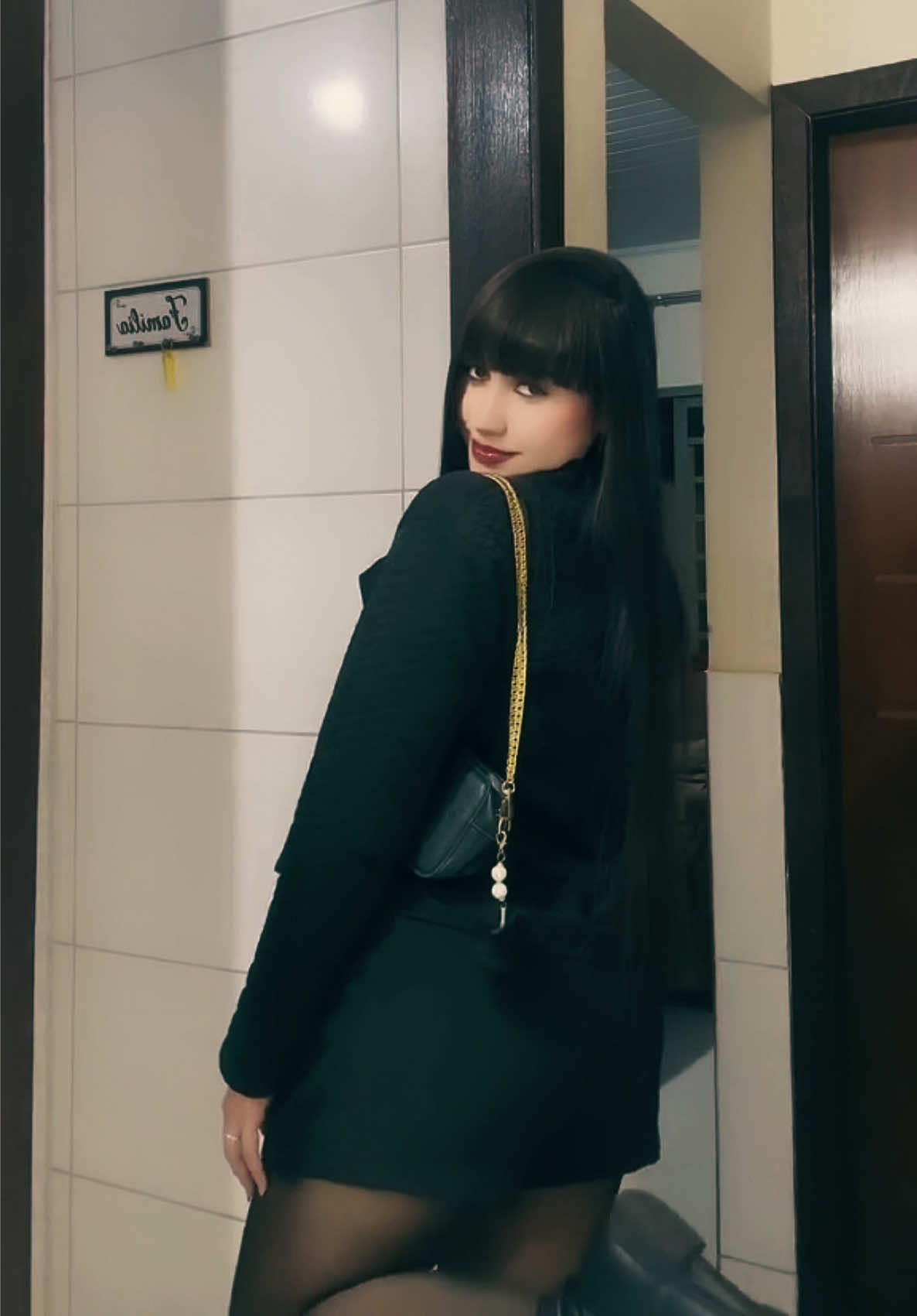 @𝔇𝔞𝔫𝔦 🍒🦇🖤