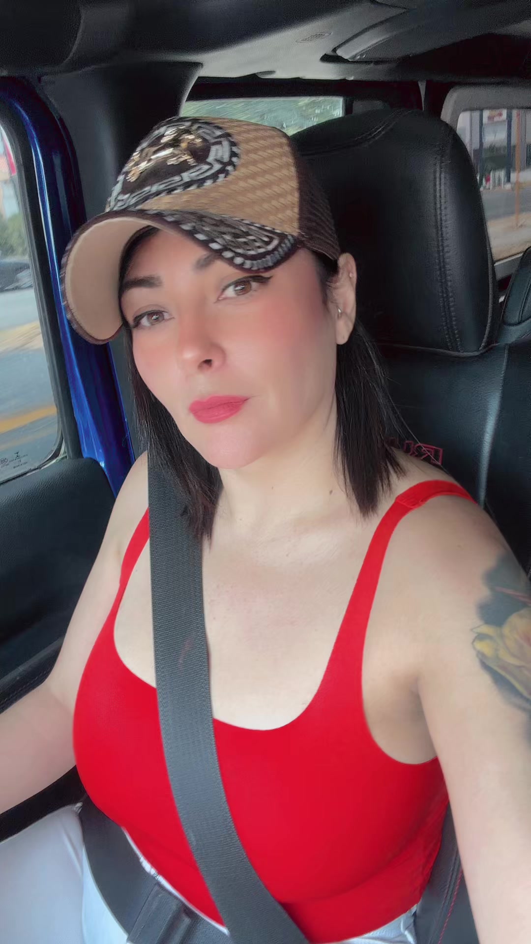 @Vane González