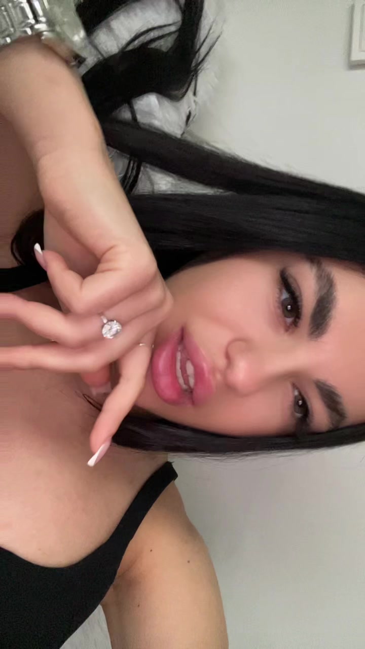 @Alina🌹