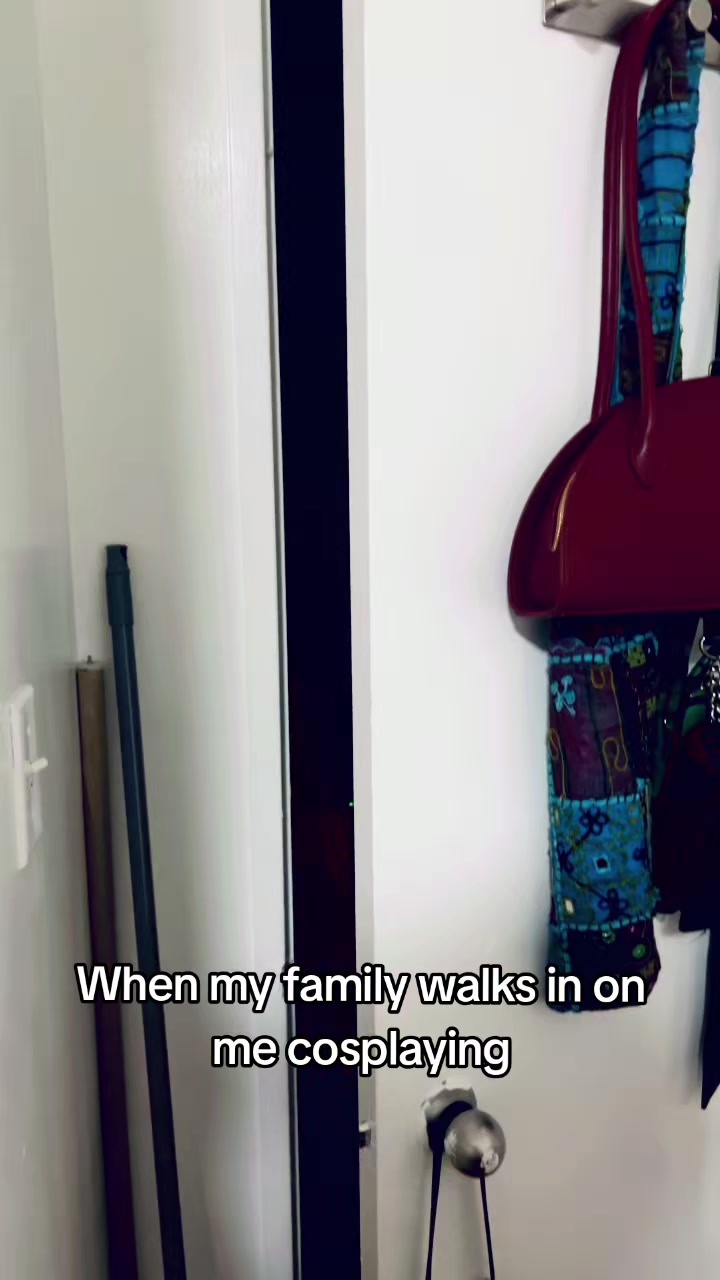 @( ꩜ ᯅ ꩜;) 👾
