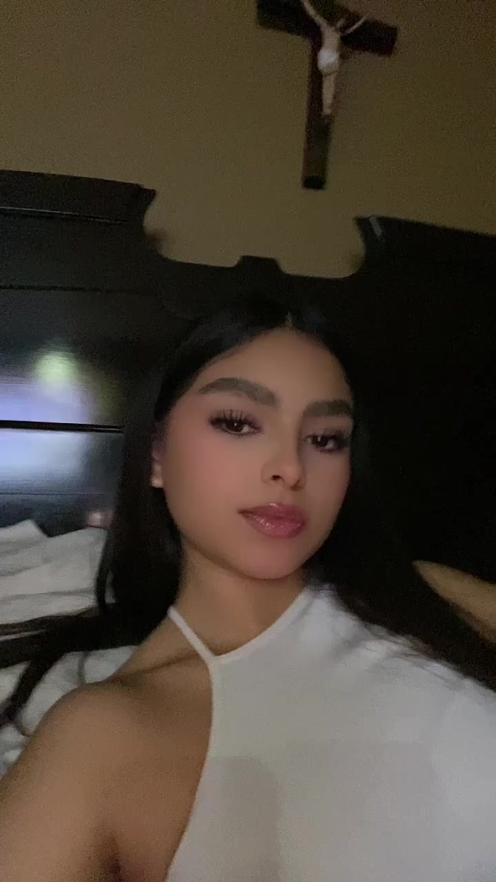 @𝒱𝒾ℴ𝓁ℯ𝓉𝓉𝒶𝒯𝒶𝒸𝒽ℴ💋
