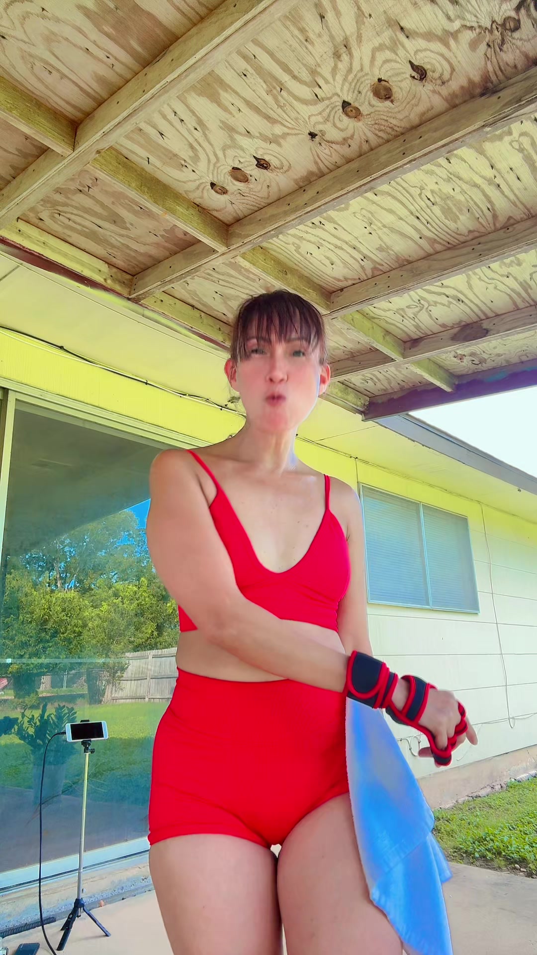 @Selfiequeen_Bella