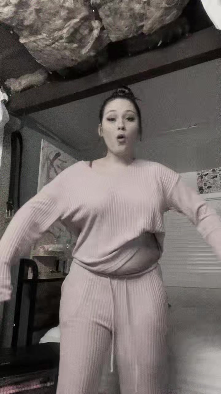 @Kaylaker1985!