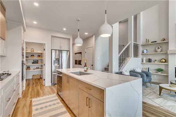 @sterlinghomesyyc