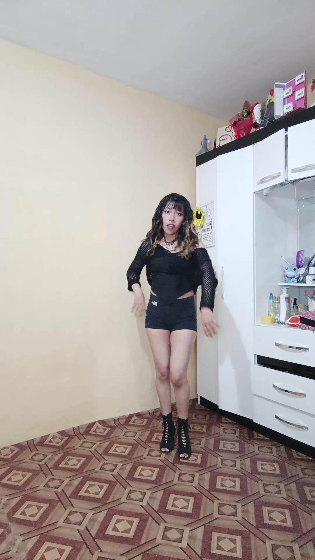 @AleMejiaDance