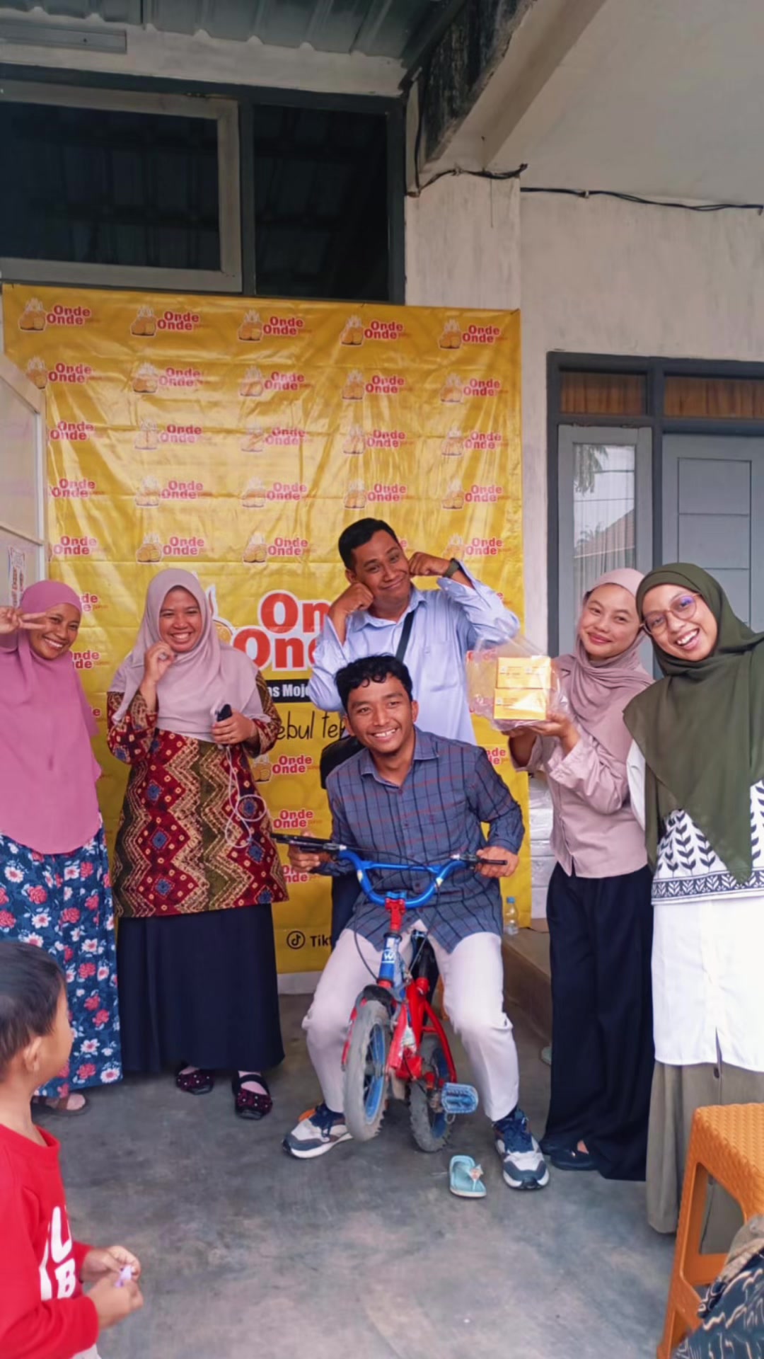 @Onde Onde Panas Malang
