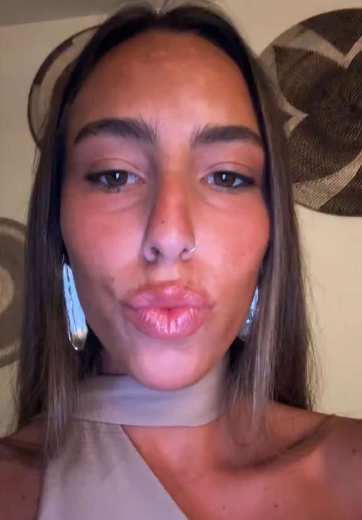 @Carola