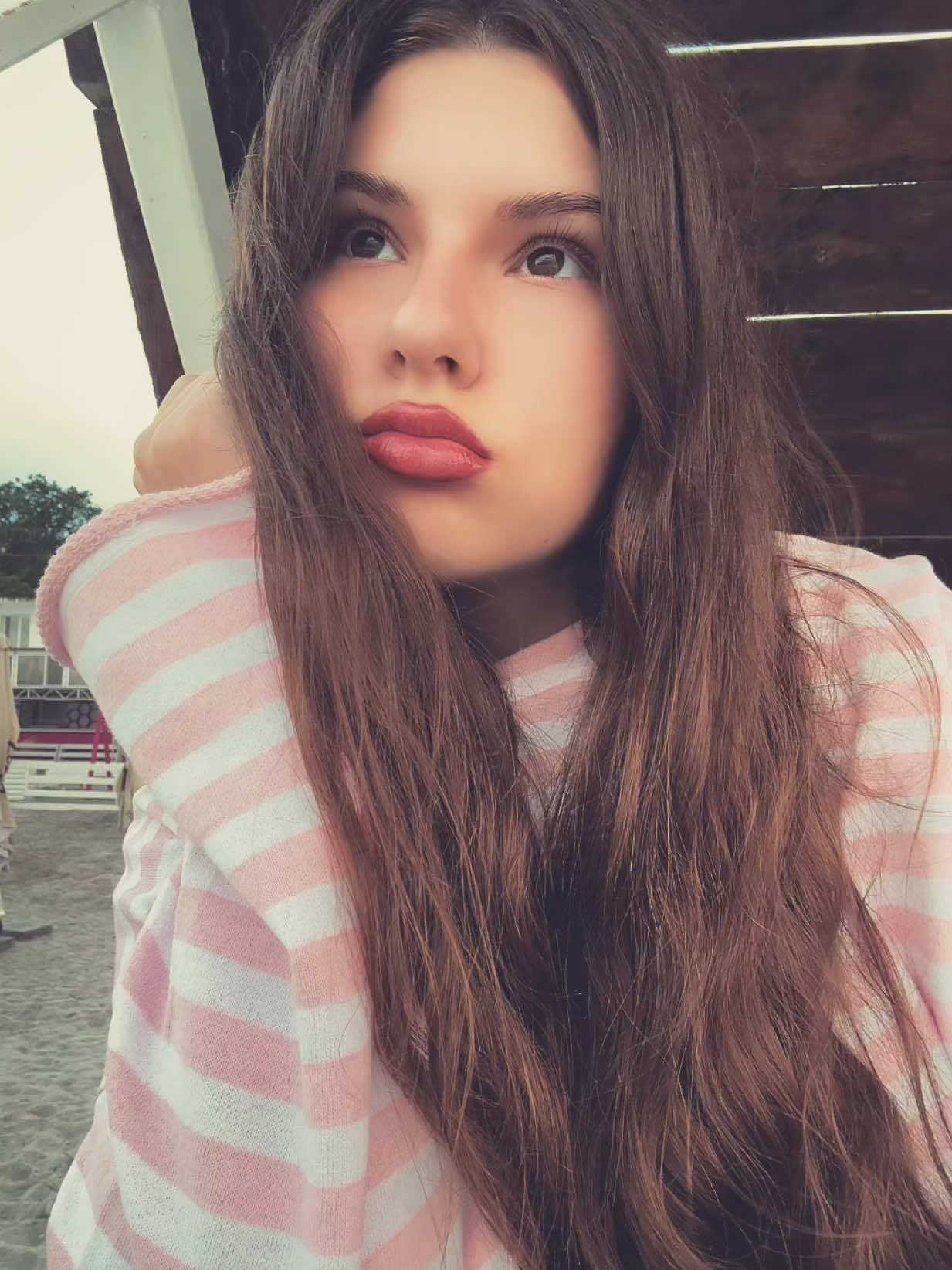 @VIOLETTA
