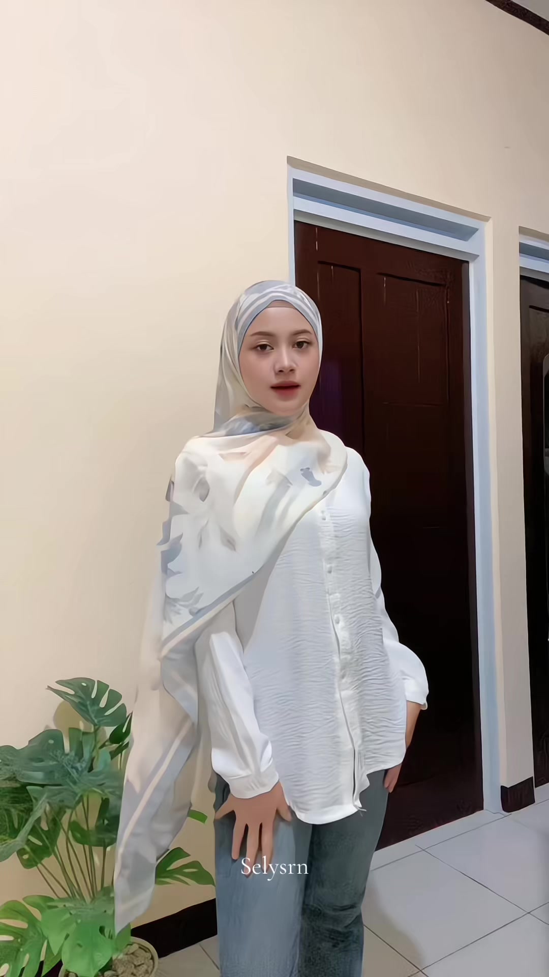 @Selꫂ ၴႅၴ