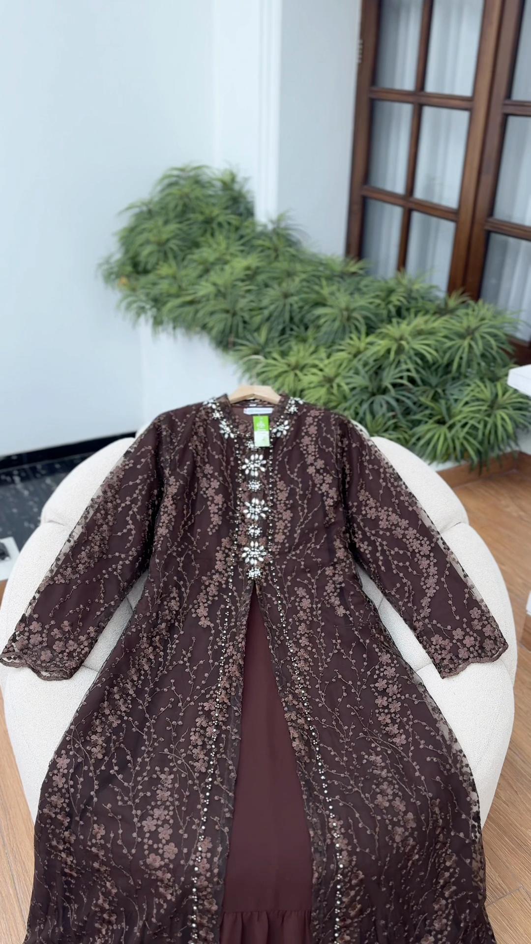 @Dwkebaya