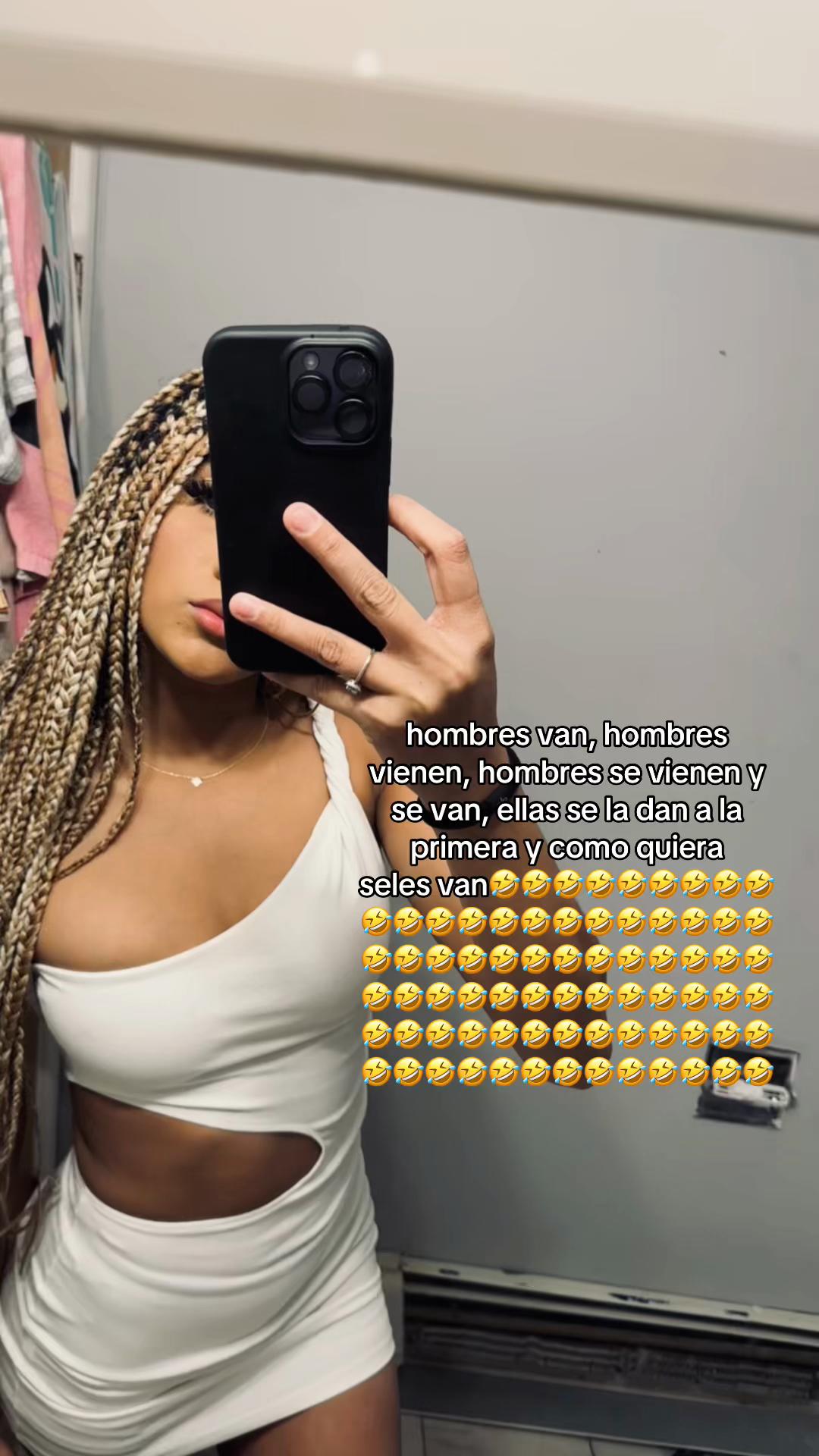 @🦢