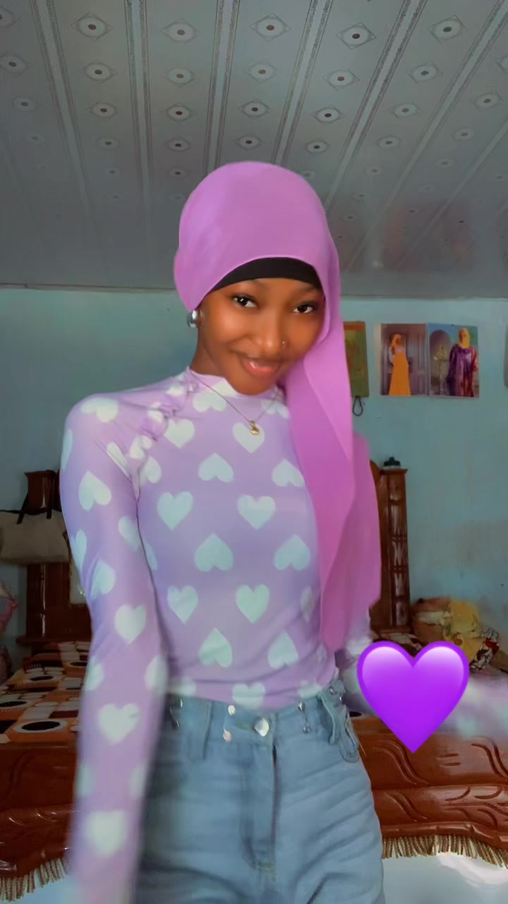 @<<🧕🦋F ❤️ONE💗27