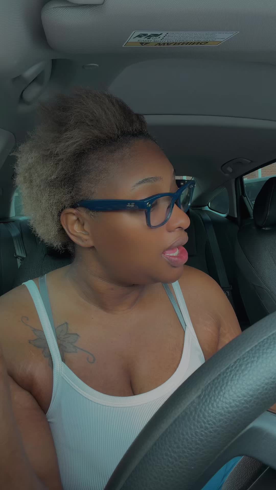 @Ariane Symoné