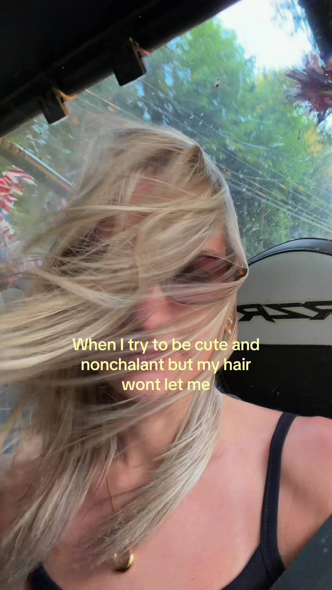 @caitlynnavery
