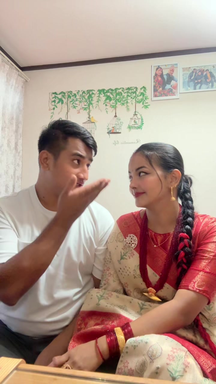 @AAsmita👩❤️💋👩