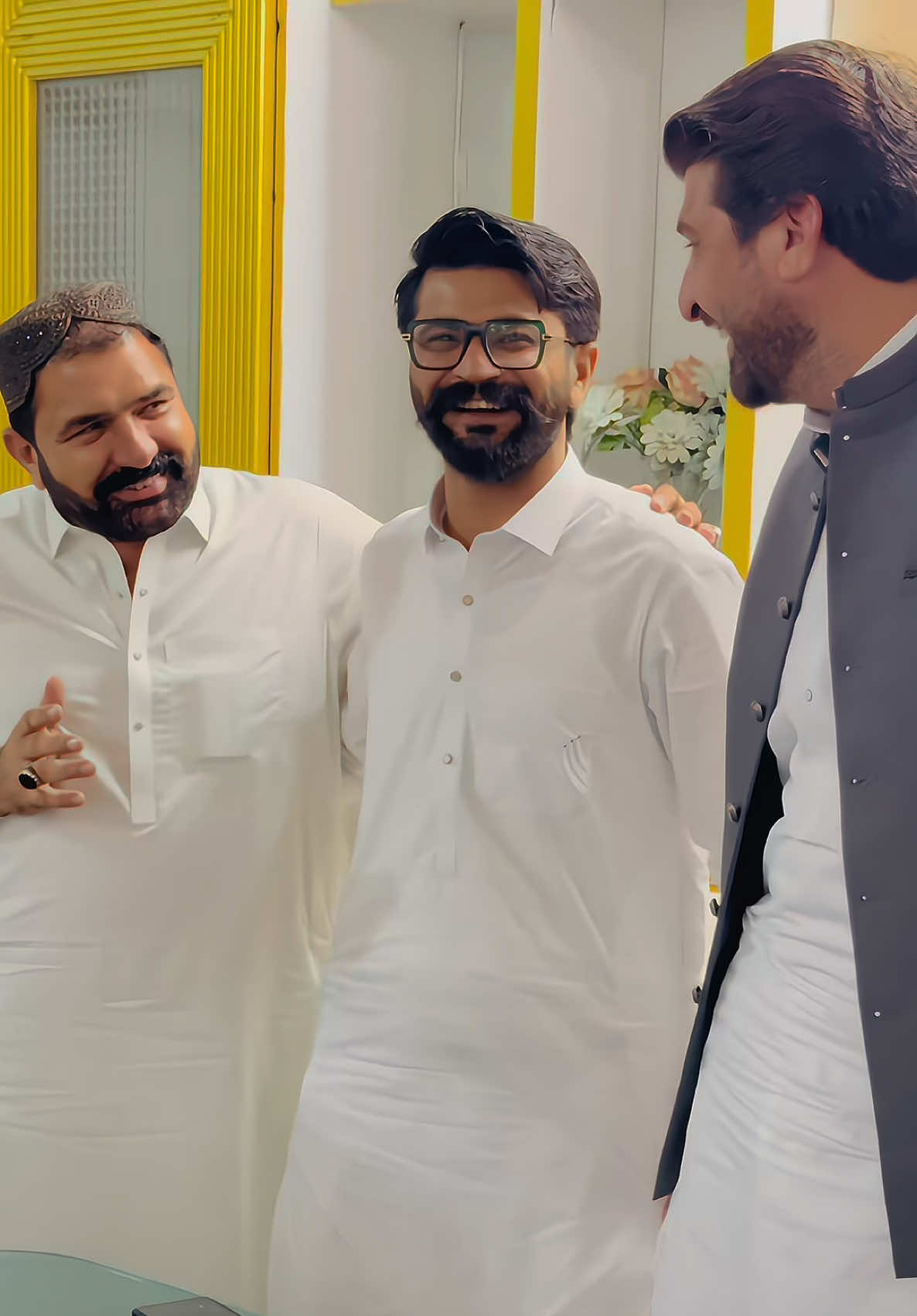 @Safdar اسٹٹچ🧵