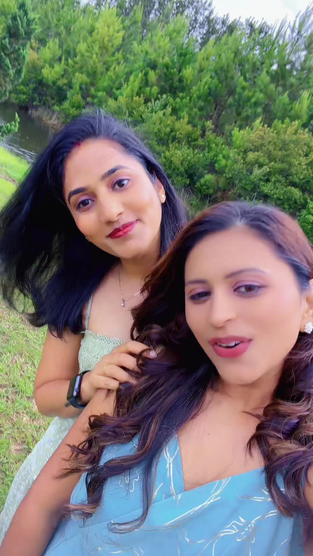 @🧿@earthy.@Vani🧿