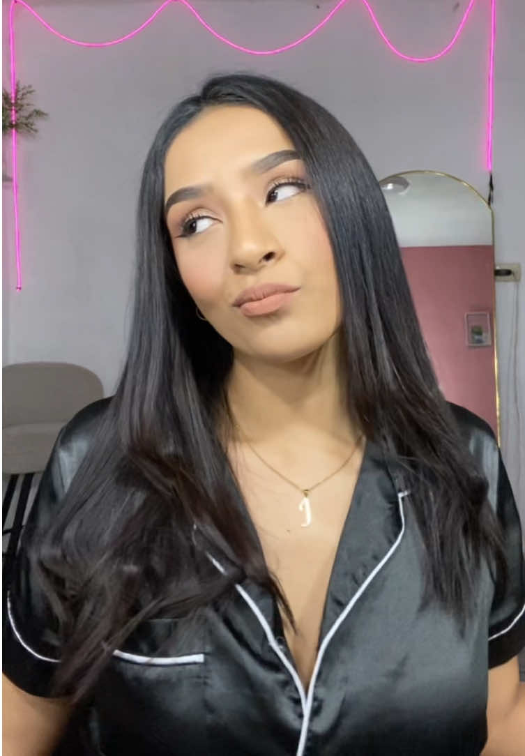 @JENN HERN&Aacute;NDEZ