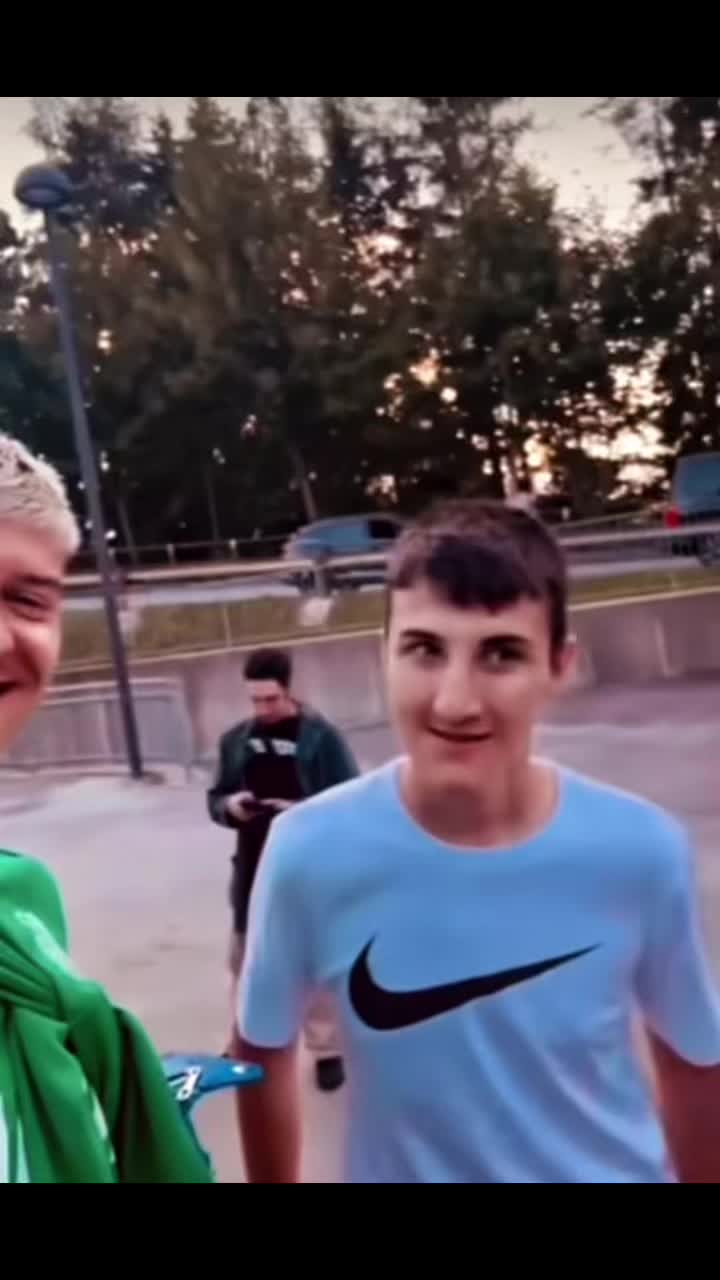 @مينا