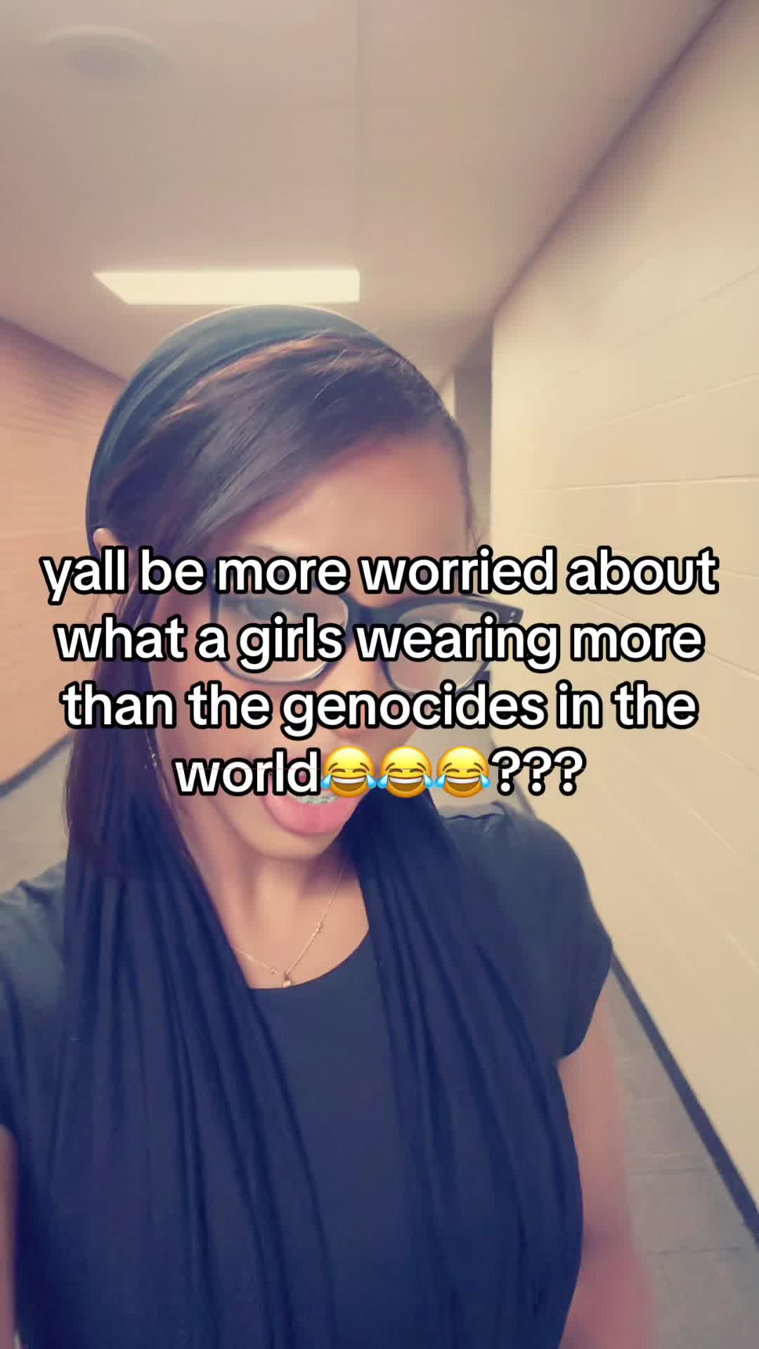 @sabrinmoo
