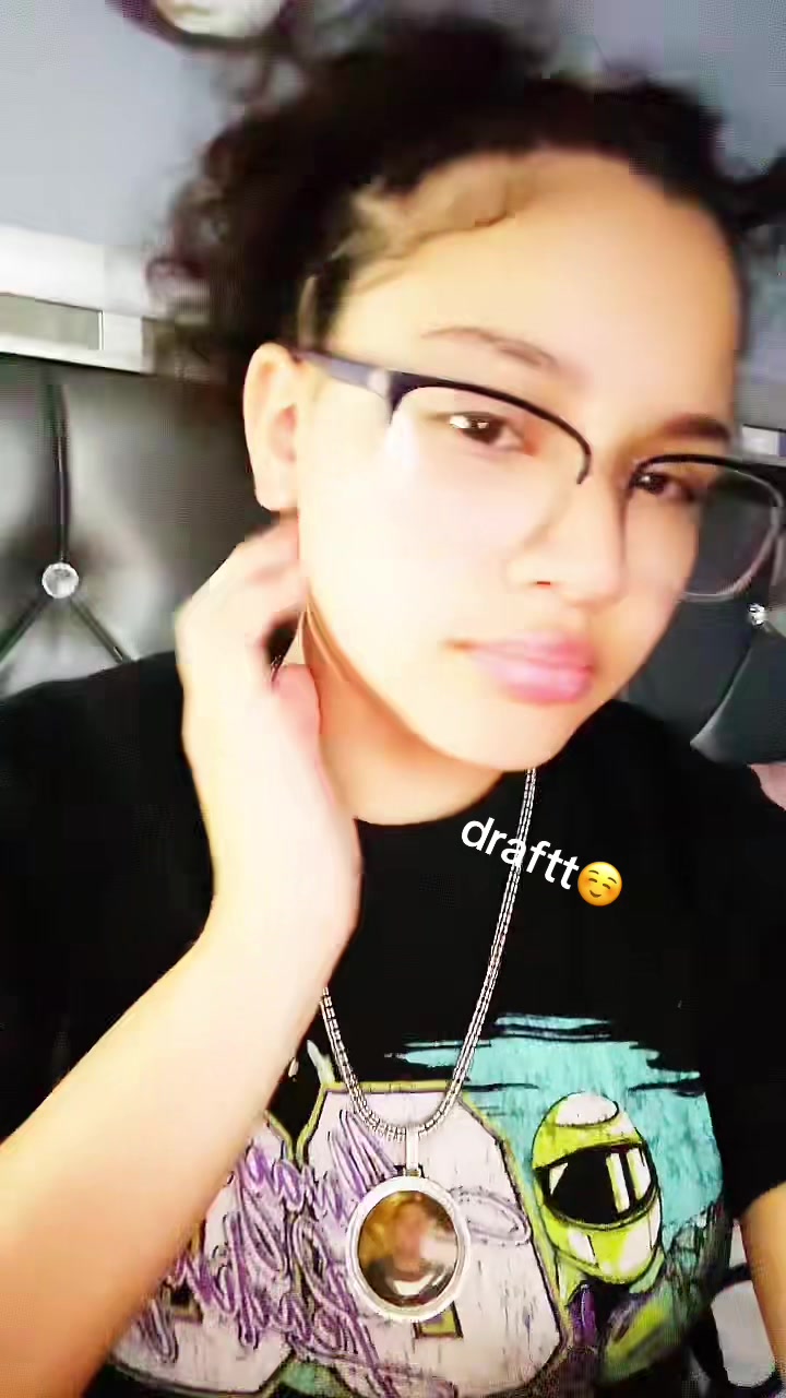 @ELI32