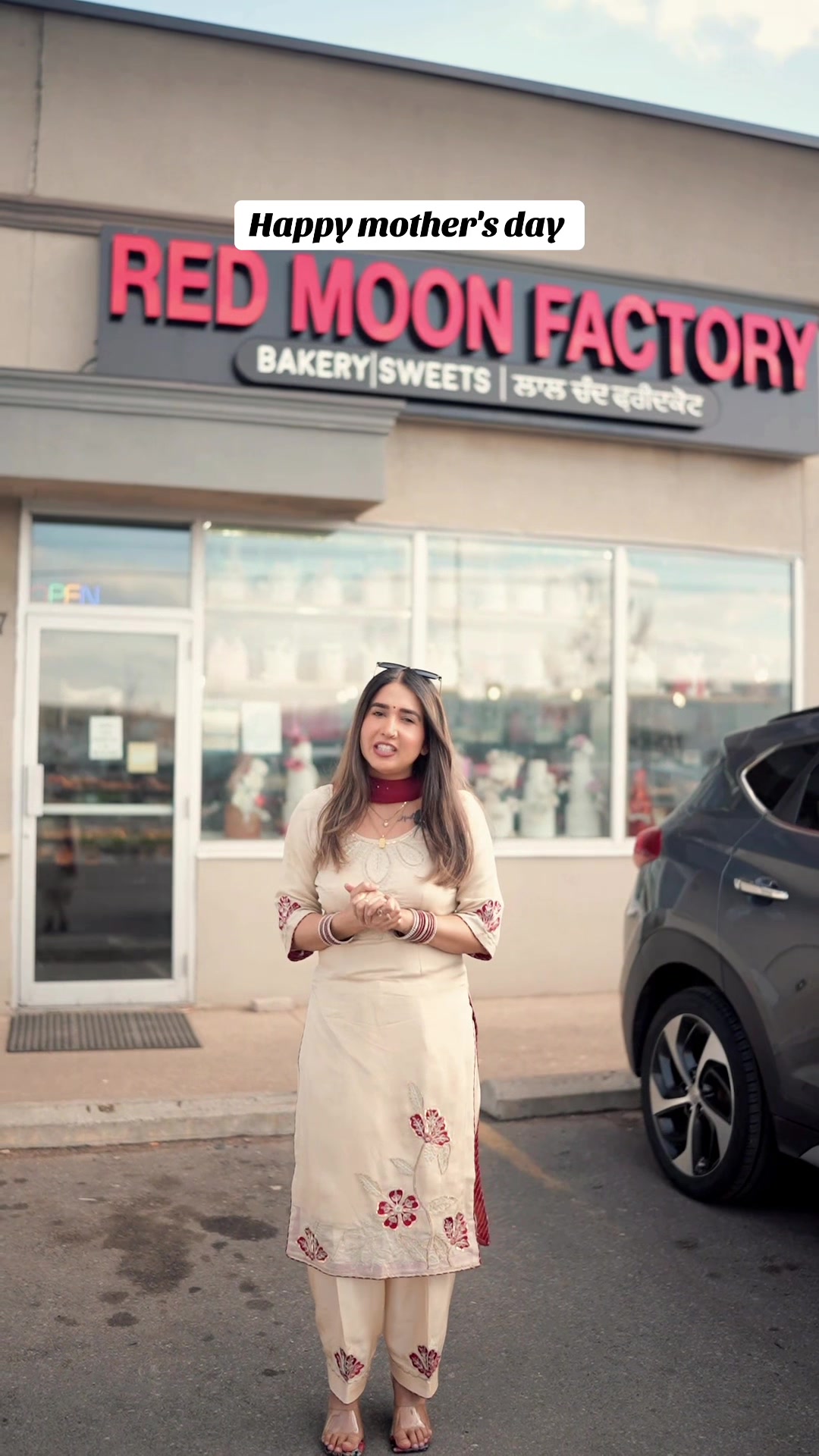 @Red moon Bakery