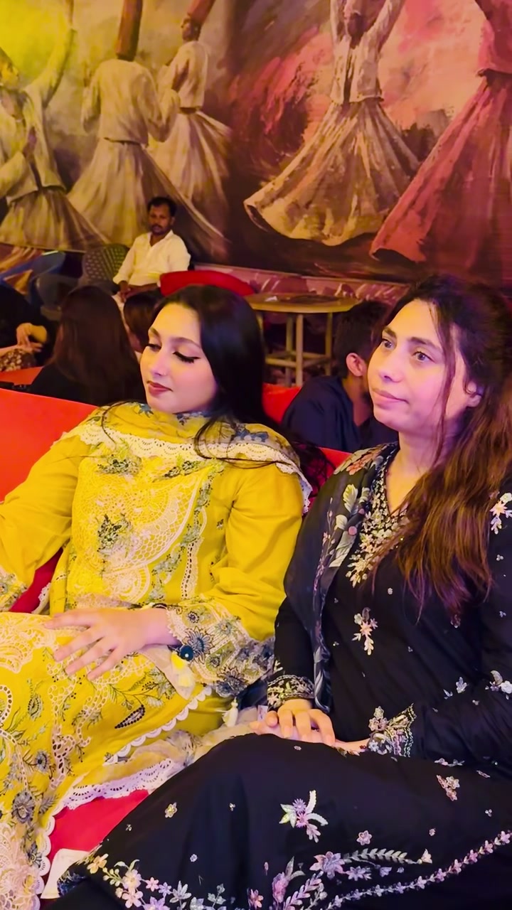 @🧚♀️Urooj pari🧚♀️