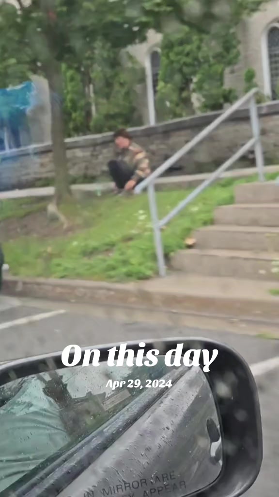 @Guru, aka FAMOUS GorillaMAN