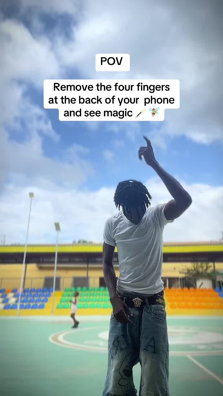 @_devibe 🪖