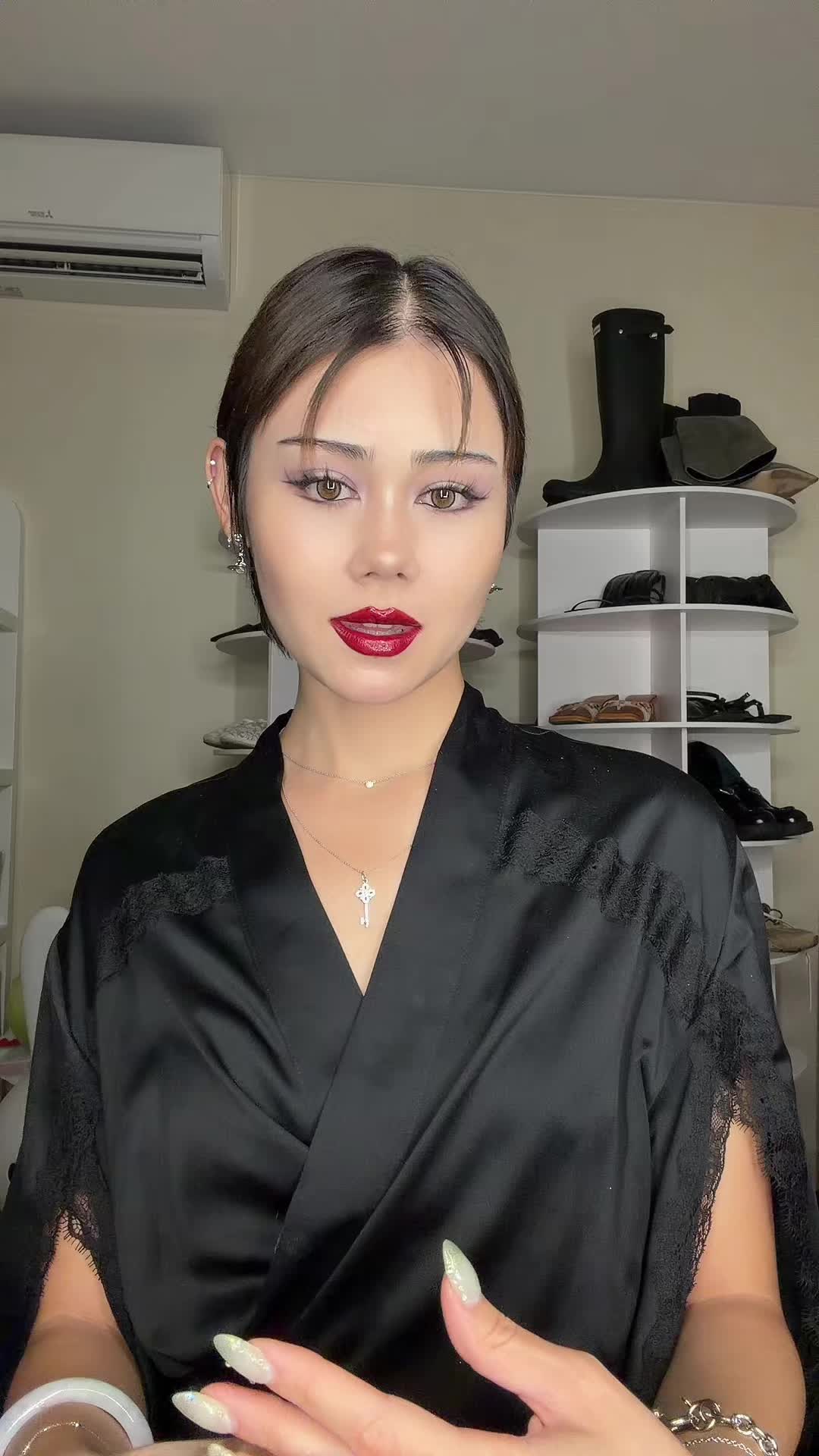 @Erika