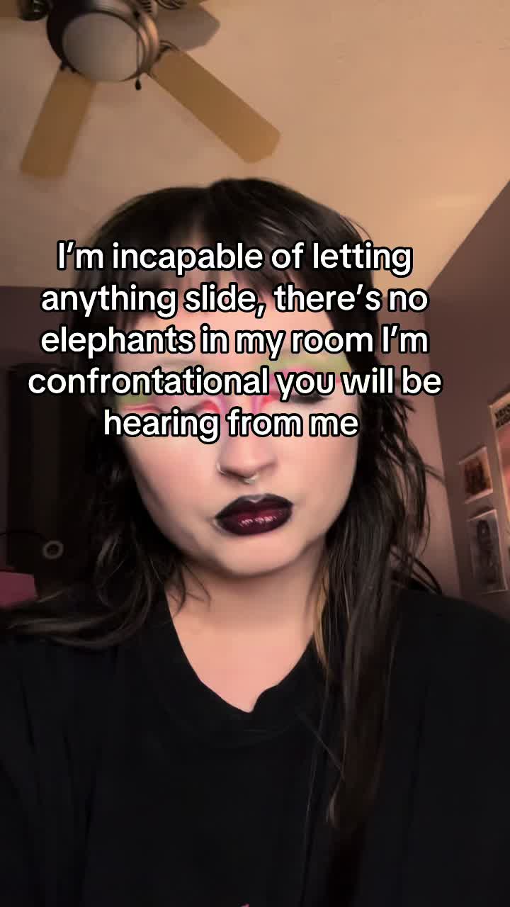 @Tori🕯️