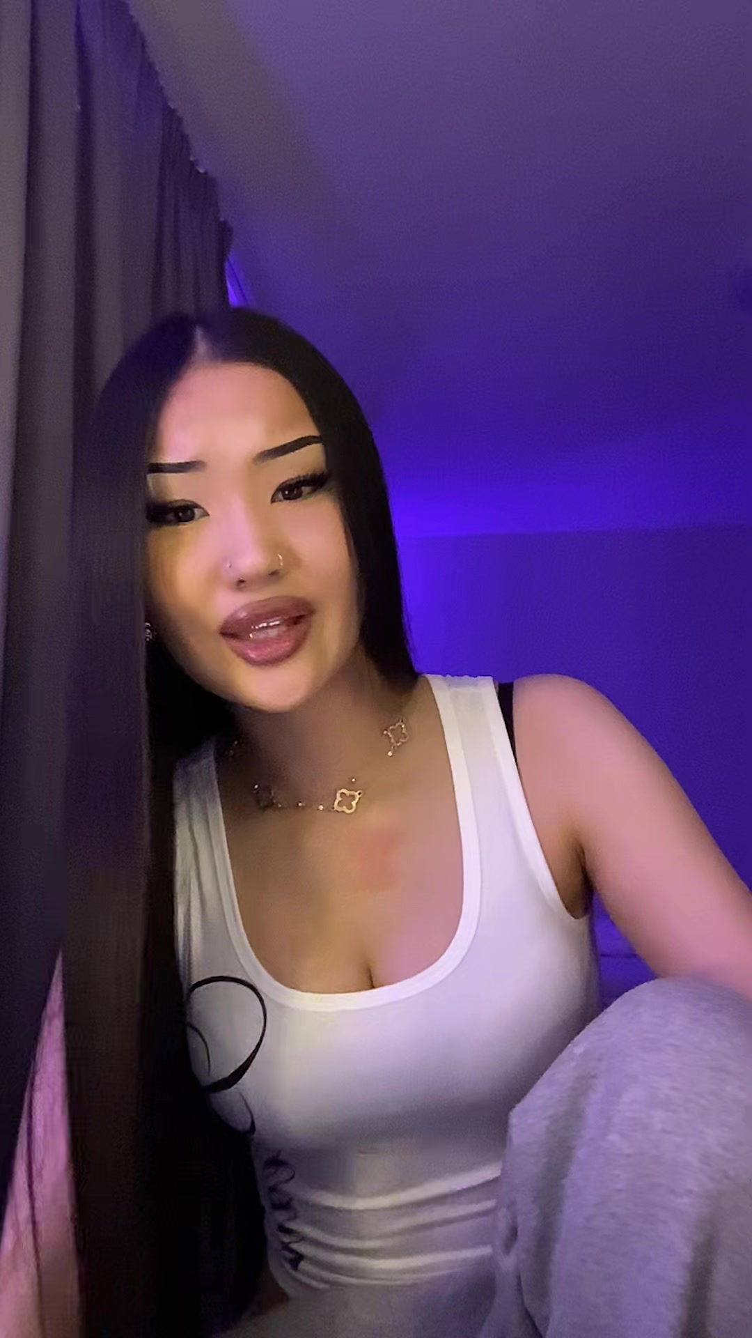 @Карина🇰🇬