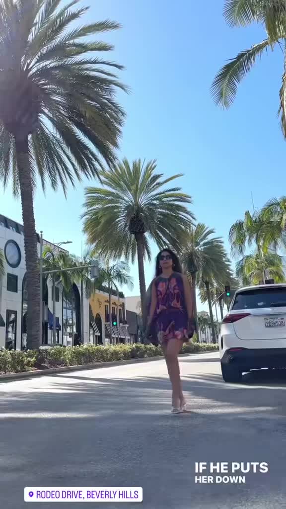 @Hina Khan 💎