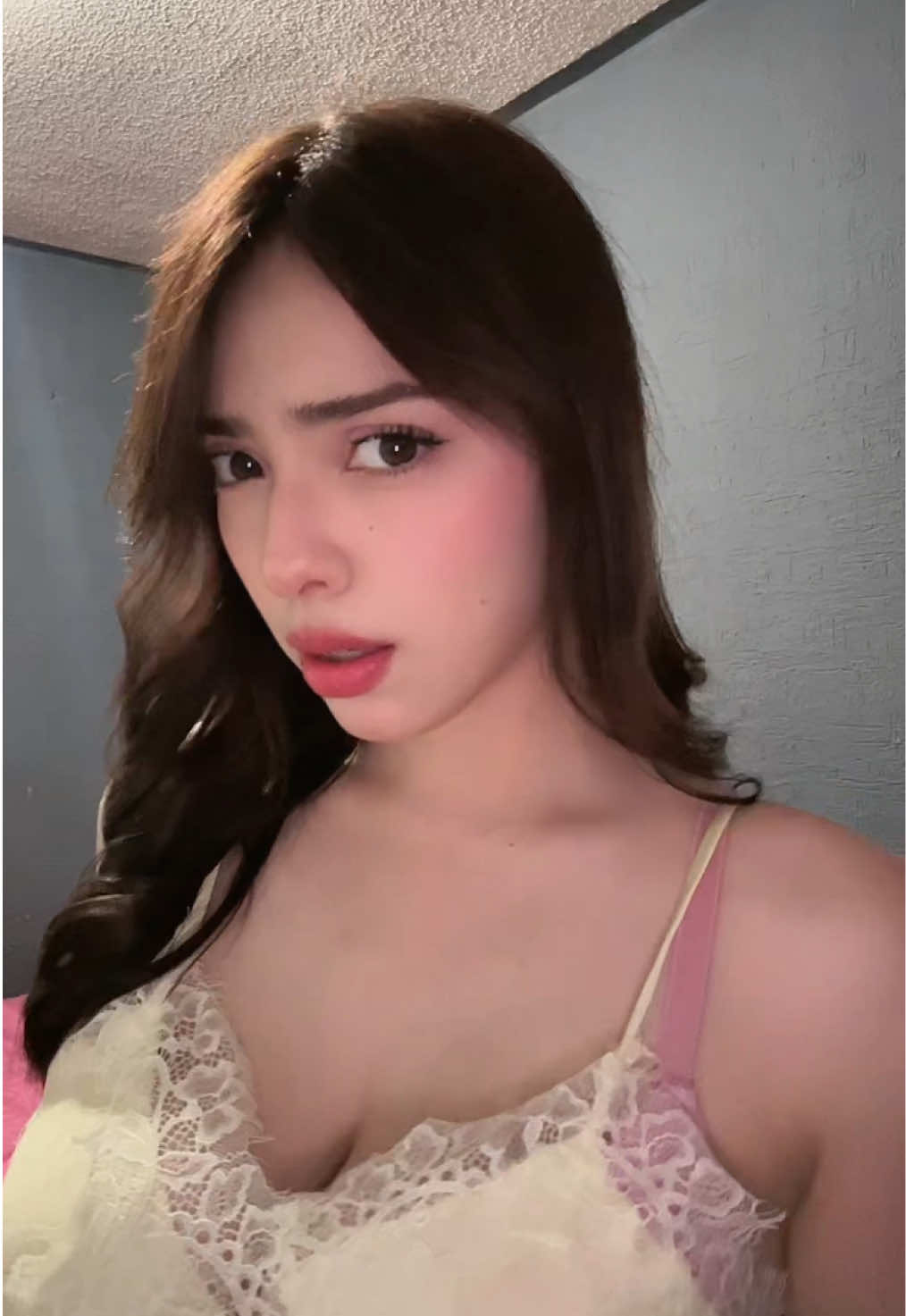 @???