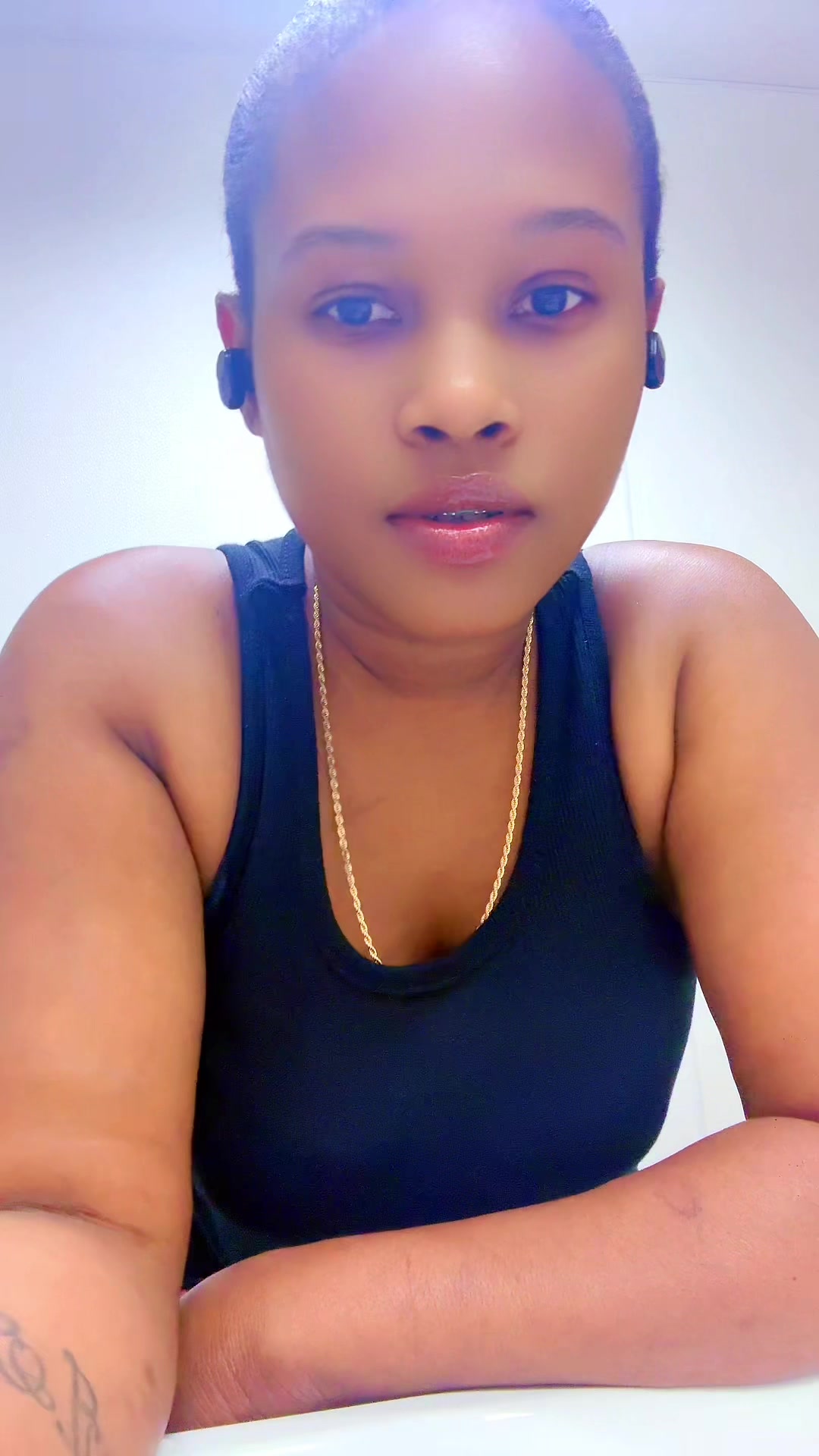 @🥷🏾👸🏽Elizabeth