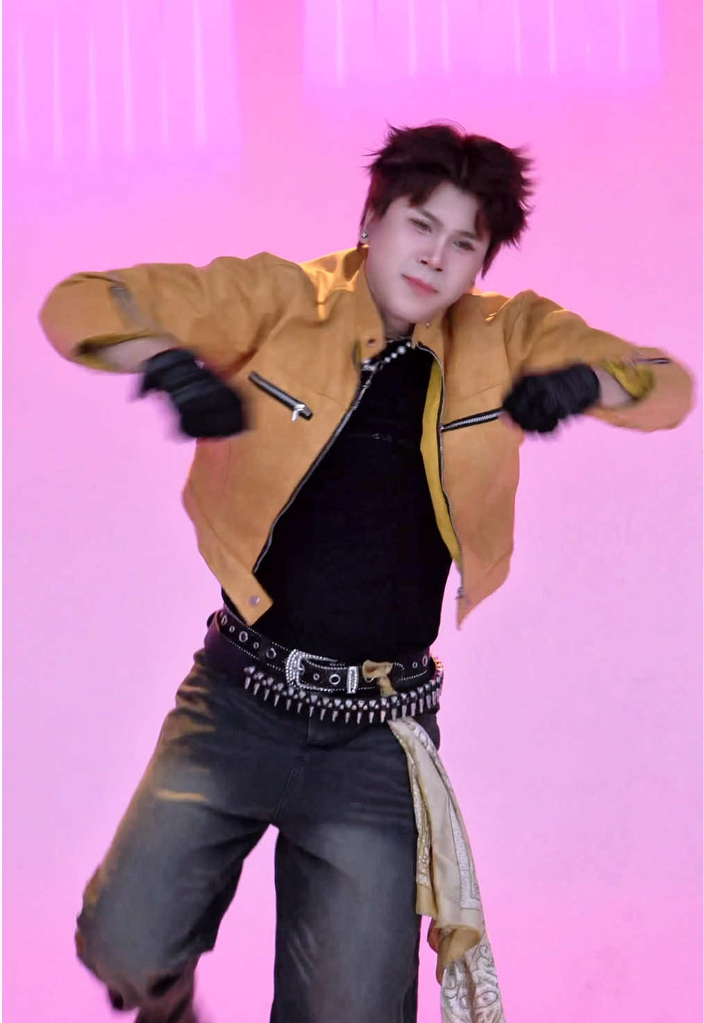 @TS BehindU