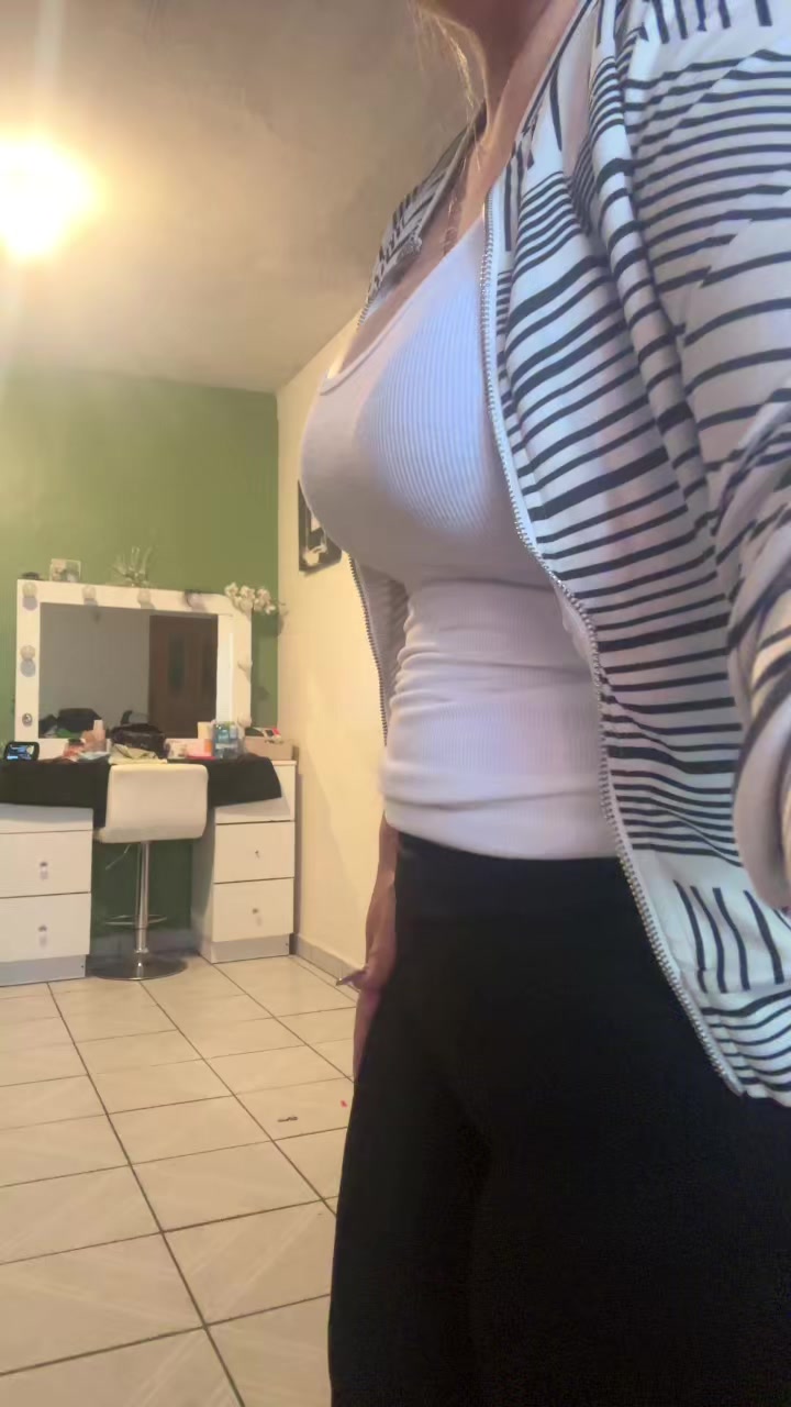 @Laura Jaimez