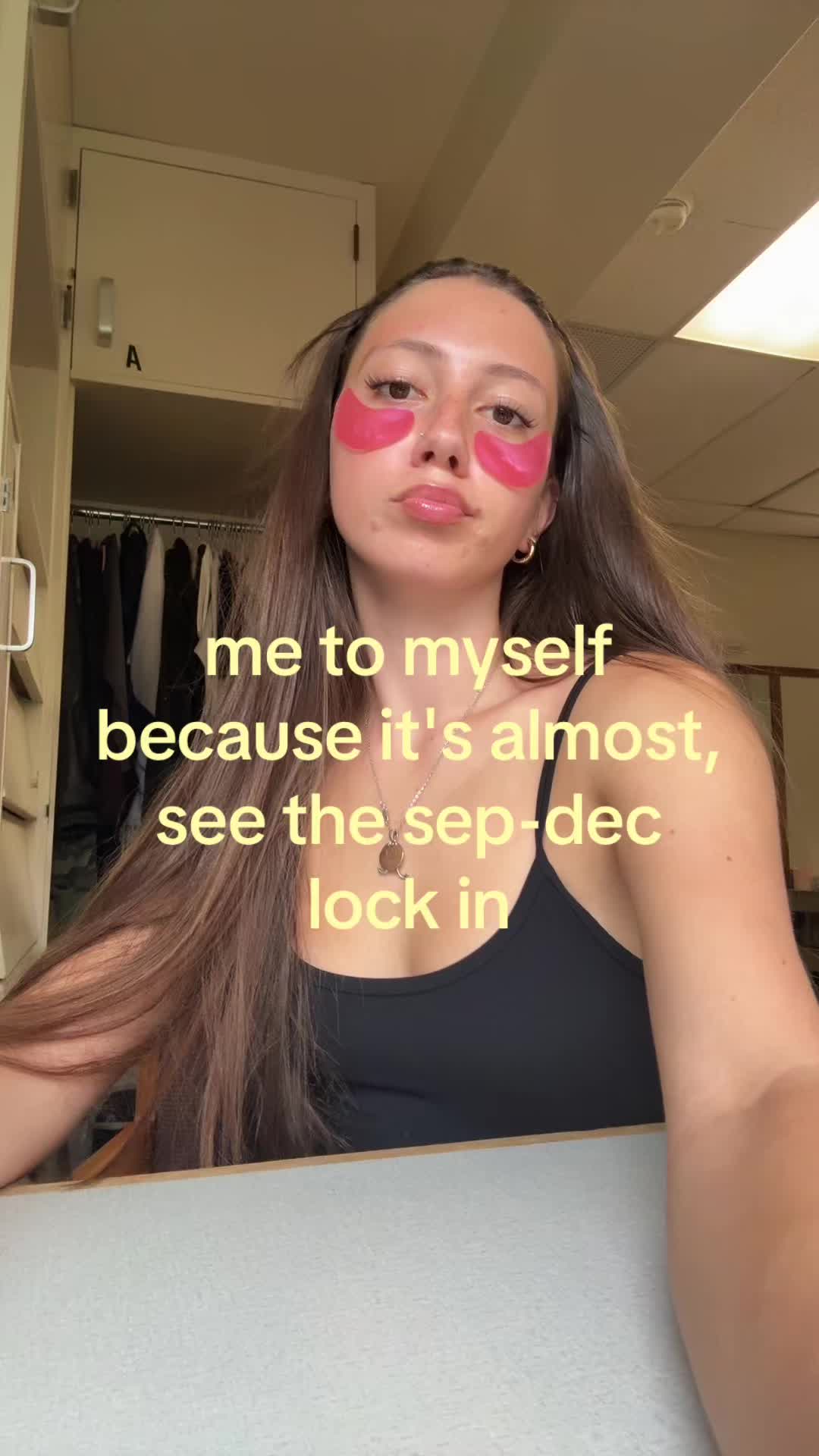 @Alana_mk
