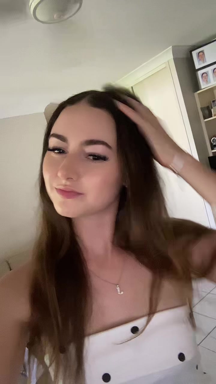 @Jess ᥫ᭡