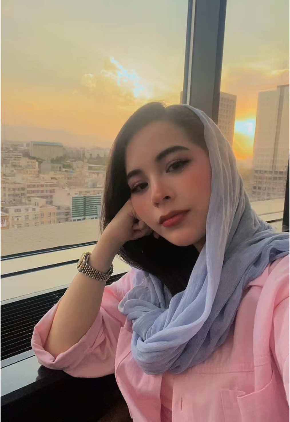 @delyarflower