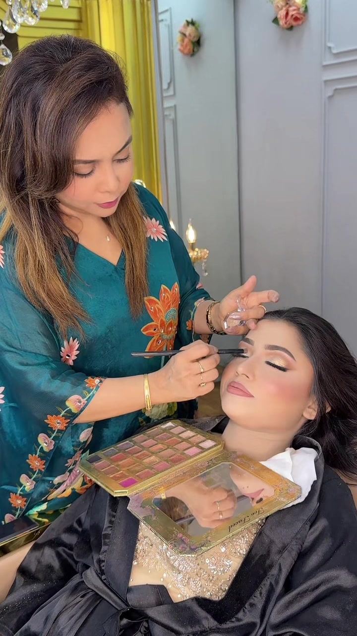 @Women’s Doll Beauty Lounge